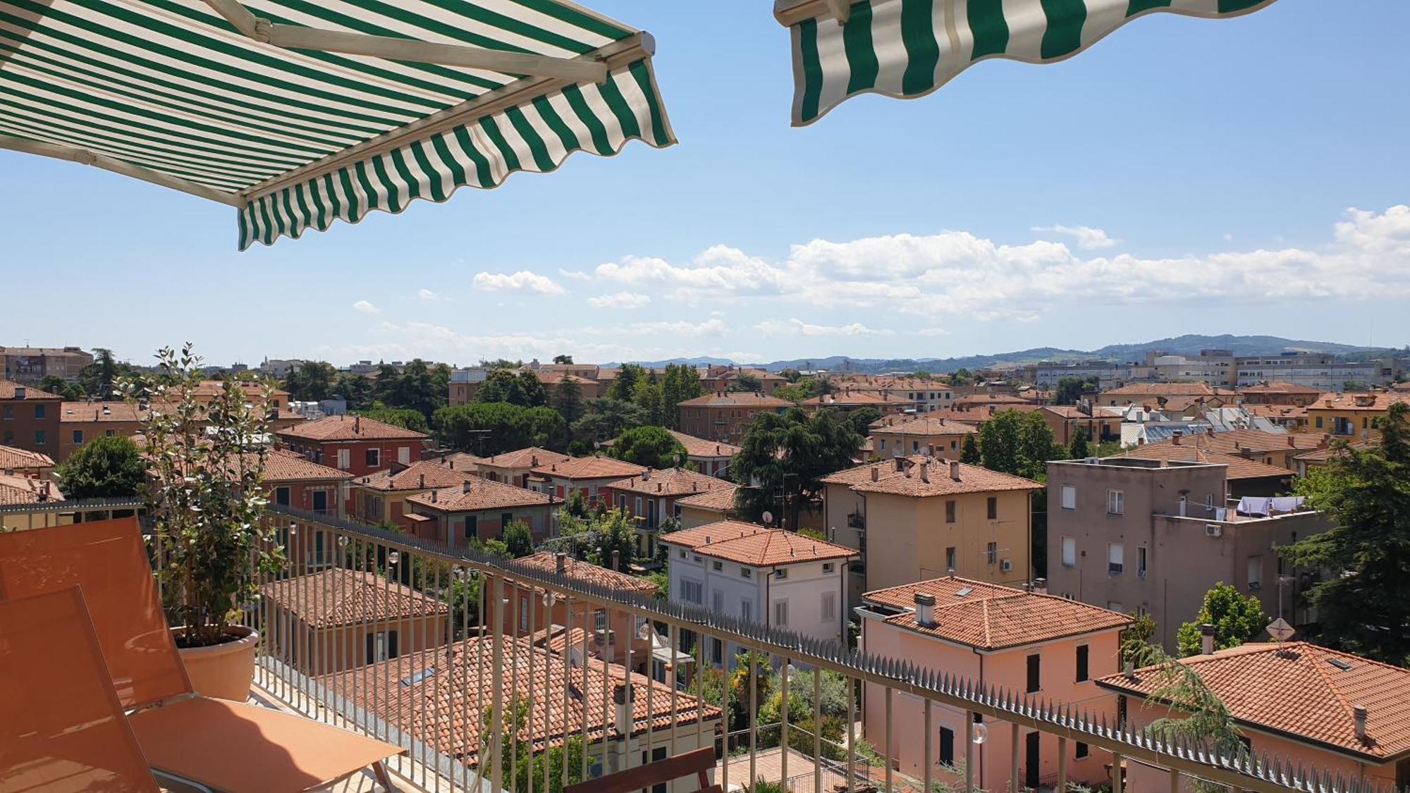 Bellavista Panoramic Terrace Appartamento Con Terrazza Zona Sant Orsola Μπολόνια Εξωτερικό φωτογραφία